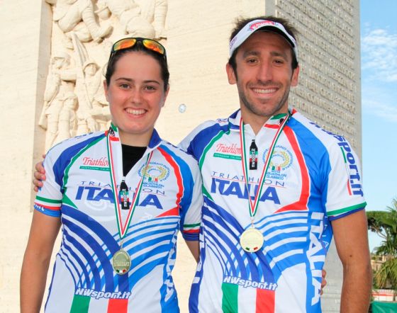 Elena Petrini e Mattia Ceccarelli tricolori di aquathlon a Napoli