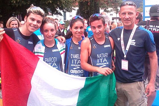 Marco Corrà, Federica Parodi, Cecilia D'Aniello e Riccardo Natari campioni d'Europa di duathlon a squadre 2014 (Foto: Leonardo Beggio / FITri)