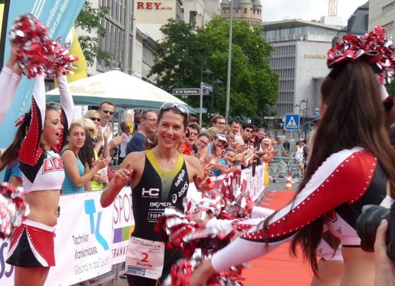 Ricarda Lisk vince il Frankfurt City Triathlon 2014