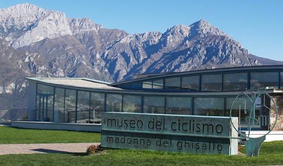 Il Triathlon Bellagio-Ghisallo passerà anche dal Museo del Ciclismo