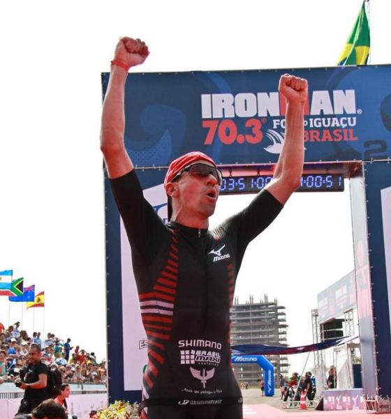 Fabio Carvalho vince in casa il 1° Ironman 70.3 Foz do Iguaçu