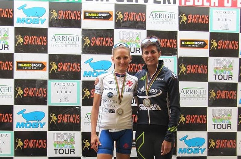 Iron Tour Italy 2016, il podio femminile assoluto dell'ultima tappa vinta da Chiara Ingletto davanti a Veronica Signorini