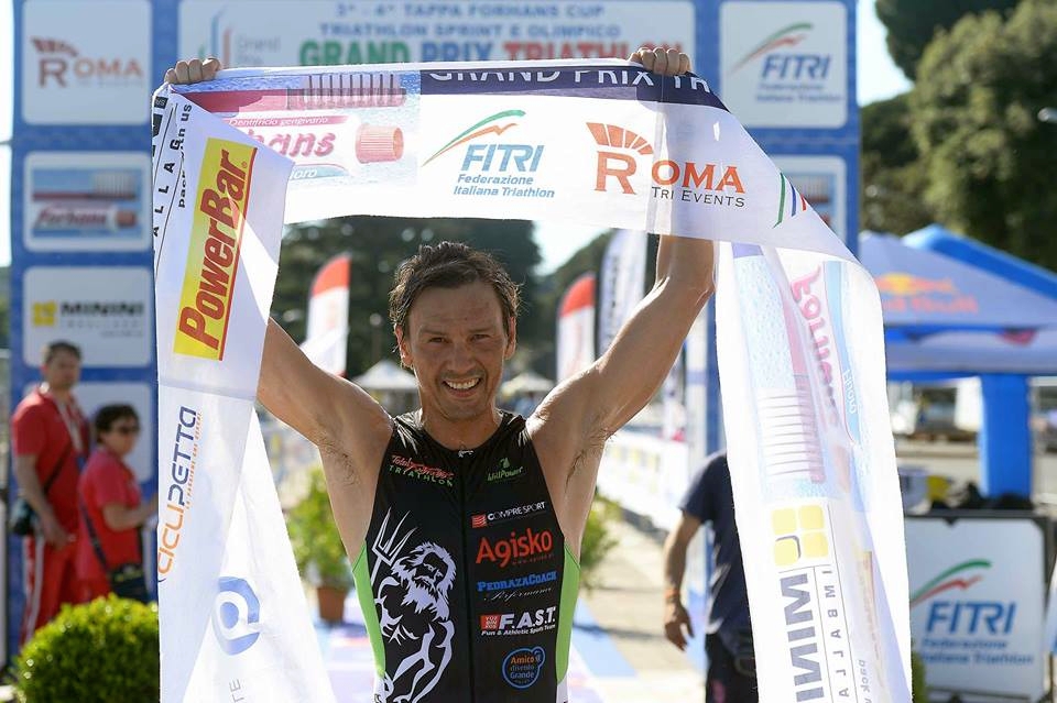 Sebastian Pedraza vince il Triathlon Sprint di Roma EUR di sabato 21 maggio 2016
