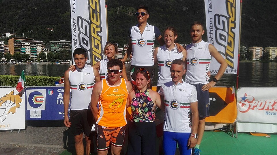 La foto dei campioni italiani CSAIN al Fast Triathlon Omegna 2016