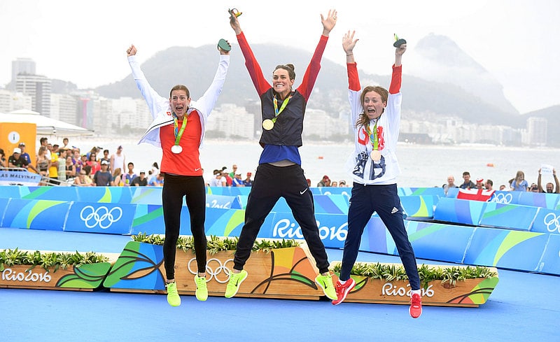 Il podio femminile del Triathlon dei Giochi di Rio 2016: trionfa Gwen Jorgensen (Foto: International Triathlon Union / Delly Carr)