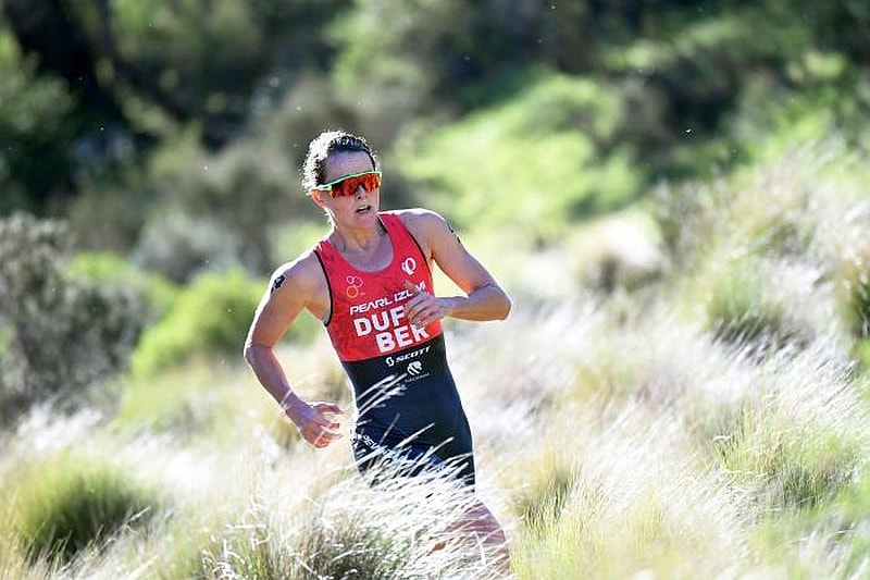 La campionessa Flora Duffy centra il tris: terzo titolo consecutivo al Mondiale Cross Triathlon 2016