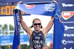 L'americana Renee Tomlin vince la Tiszaujvaros ITU Triathlon World Cup 2017 (Foto ©ITU / Janos Schmidt)