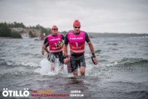 Daniel Hansson e Jesper Svensson si sono laureati campioni del mondo di swimrun 2017 nella categoria Men lunedì 4 settembre in Svezia (Foto ©Otillo Swimrun WC / Jacob Edholm)