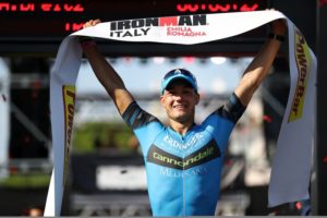 Il 23 settembre 2017, a Cervia, Andreas Dreitz centra la vittoria all'Ironman Italy Emilia Romagna, la sua prima gara sulla distanza! (Photo ©Bryn Lennon/Getty Images for IRONMAN)