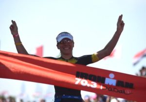 La tedesca Anne Haug vince l'Ironman 70.3 Dubai 2018, davanti a Sarah Lewis e Holly Lawrence