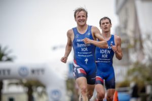 I norvegesi Kristian Blummenfelt e Gustav Iden, conquistando l'argento e il bronzo all'ITU World Triathlon Bermuda 2018, hanno regalato alla Norvegia un podio storico (Foto ©ITU Media / Wagner Araujo)