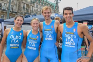 L'Italia con Angelica Olmo, Davide Uccellari, Verena Steinhauser e Gianluca Pozzatti, è nona al Mondiale di triathlon "Mixed Relay" 2018 (Foto ©FiTri / Tiziano Ballabio)