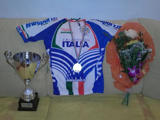 Camp. Ita Tri Medio IronLake Mugello: maglia, medaglia e trofeo di Max Cigana