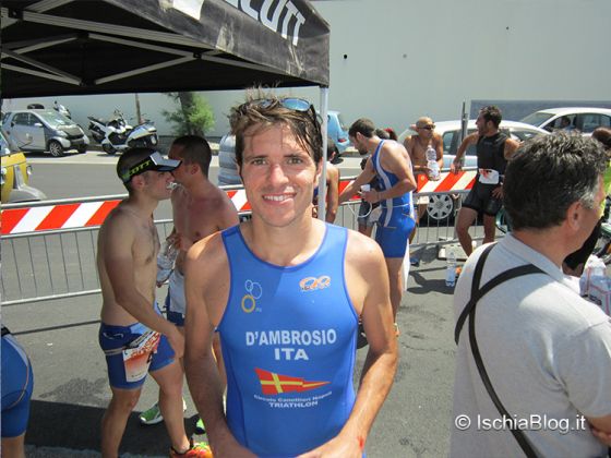 Alessandro D'Ambrosio vince il 3° Ischia Sunset Triathlon
