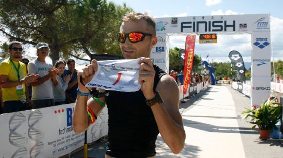 Massimiliano Sansone vince il Varano Lake Triathlon 2013