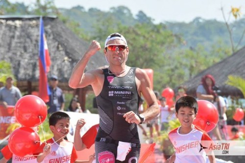 Domenico Passuello trionfa al Challenge Philippines 2015 (Foto: Asiatri.com)