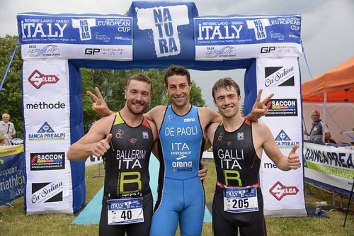 Il podio maschile dei Campionati Italiani Cross Triathlon 2015 al TNatura Italy: da sinistram Leonardo Ballerini, Mattia De Paoli, Filippo Galli
