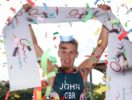 Lo junior Lewys John vince il triathlon sprint corso a Fishguard il 29 luglio 2017 (Foto ©Activity Wales Events)