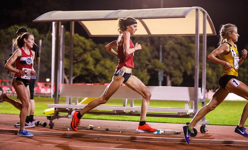L’oro di Rio 2016 Gwen Jorgensen corre i suoi primi 10.000 in pista e va sotto i 32′