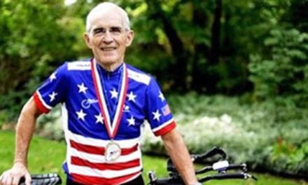 A 90 anni Carl Grove perde il record del mondo di ciclismo per doping. A “inchiodarlo” una… bistecca!