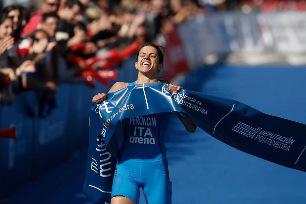 L'azzurra Eleonora Peroncini si laurea campionessa del mondo di cross triathlon 2019.