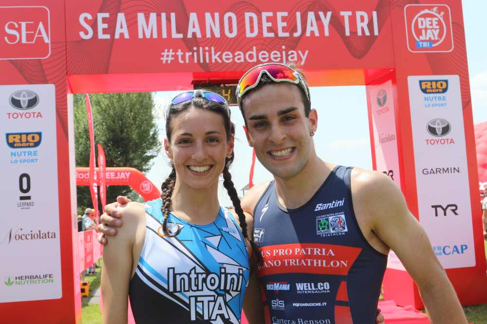 Eugenia Introini (JTC Vigevano) e Davide Cerizza (CUS Pro Patria Milano) vincono il SEA Milano DeeJay Tri Super Sprint 2019 (Foto ©Marco Bardella).