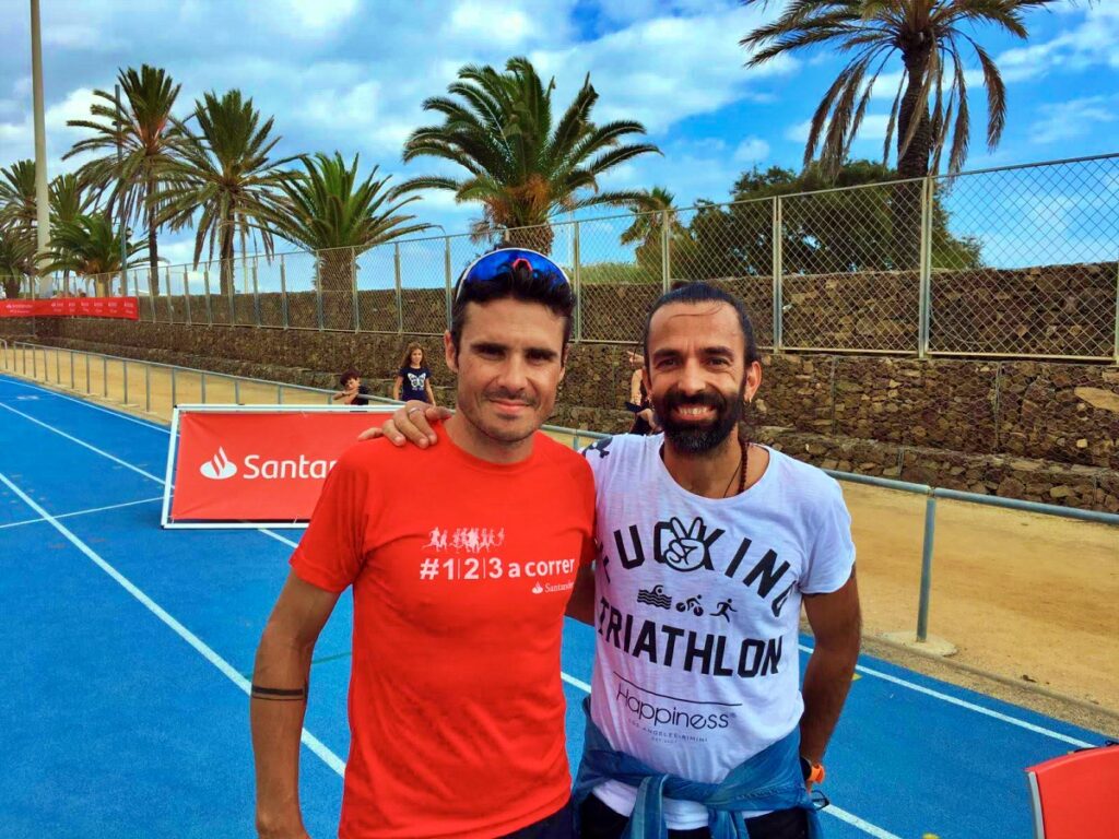 La foto da mettere in cornice: prima del Barcelona Triathlon 2019, Javier Gomez ha voluto assolutamente fare la foto con il Daddo! :-)