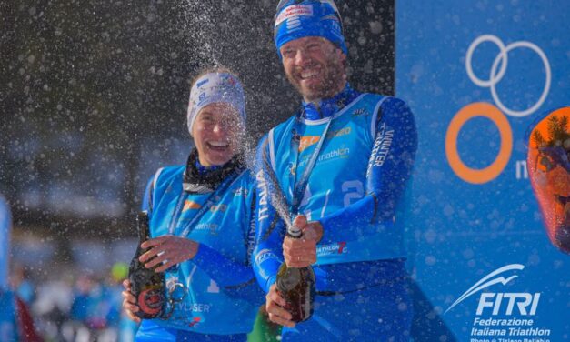 Sandra Mairhofer e Giuseppe Lamastra regalano l'argento all'Italia nella gara a staffetta dei Mondiali di winter triathlon 2020 ad Asiago (Foto: ©Tiziano Ballabio / FiTri)