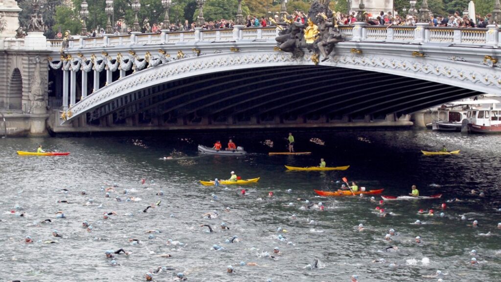 Paris 2024, il triathlon tra Tour Eiffel e Senna
