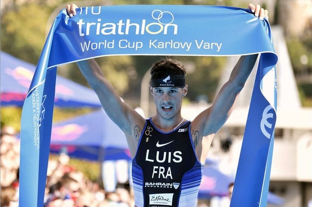 Vincent Luis (FRA) vince l'ITU World Cup Karlovy Vary 2020 (Foto ITU Media)