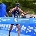 La vittoria di Vincent Luis al 2020 Hamburg Wasser World Triathlon: per il francese è il secondo titolo iridato consecutivo