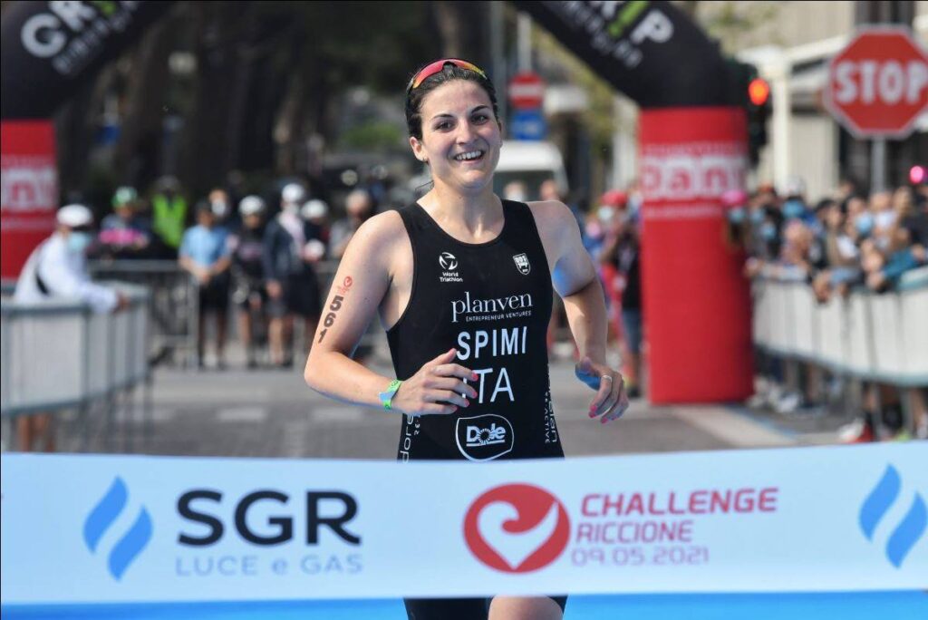 Sharon Spimi fa suo il Challenge Riccione Triathlon Sprint di sabato 8 maggio 2021
