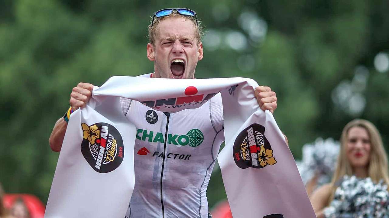Jan Van Berkel vince l'Ironman Switzerland 2021 a Thun