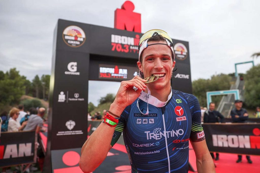 Nicola Duchi trionfa all'Ironman 70.3 Sardegna 2021