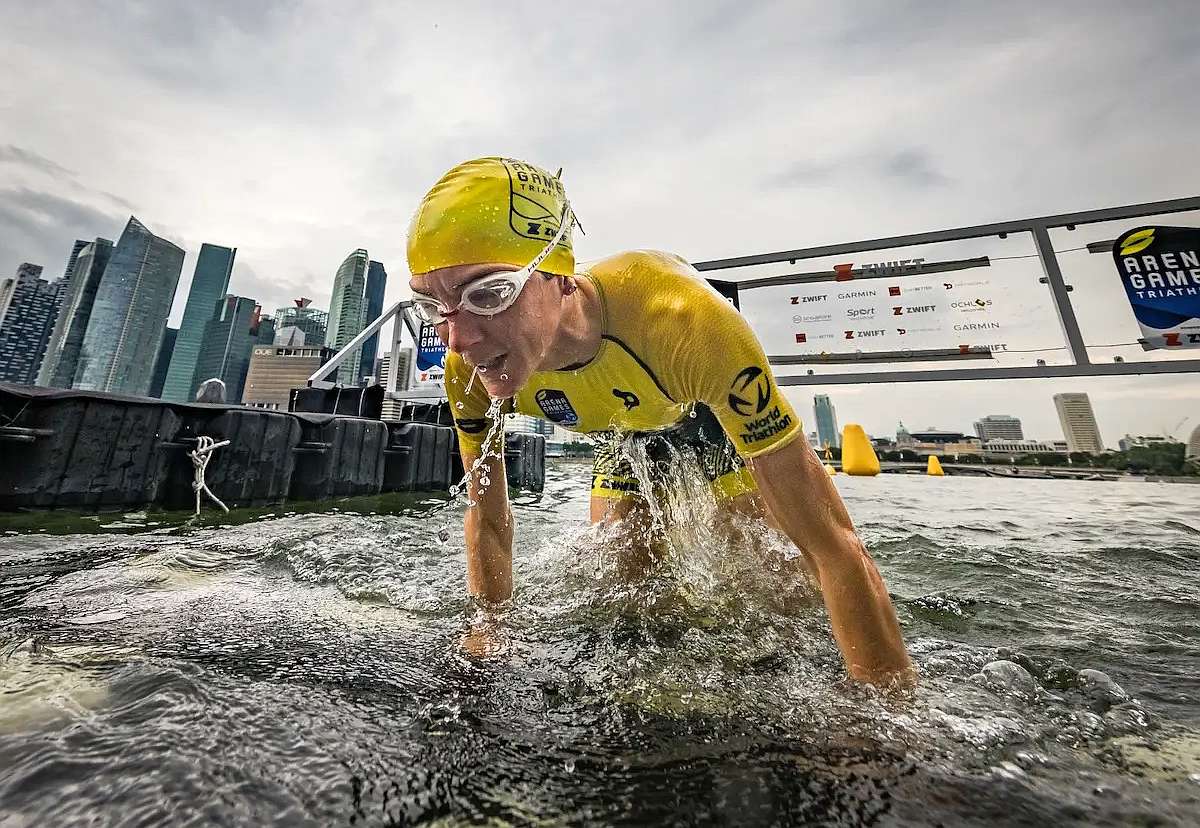 Beth Potter all'Arena Games Triathlon Singapore 2022