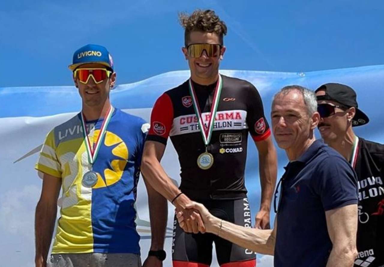 Conero Triathlon Numana 2022, podio donne: vince Matteo Rinaldi