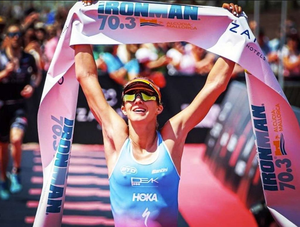 La britannica Emma Pallant vince l'Ironman 70.3 Mallorca del 7 maggio 2022