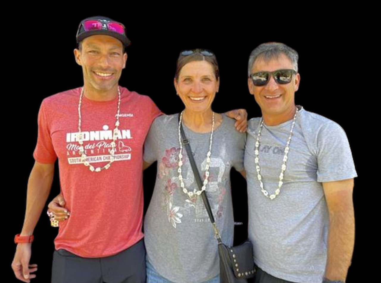 Ironman World Championship 7 maggio 2022, da sinistra Massimo Leonardi, Elisabetta Villa, Matteo Sclosa