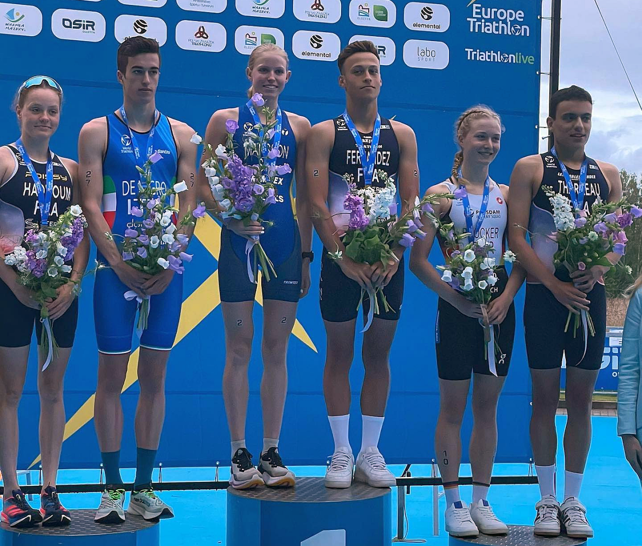 Il podio degli Europei Junior di Triathlon 2022 a Olsztyn, il nostro Euan De Nigro è secondo
