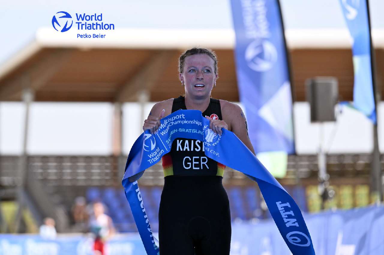 La tedesca Celine Kaiser vince il Mondiale di Aquathlon 2022 a Samorin