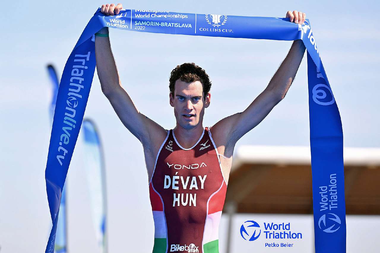 L'ungherese Mark Devay vince il Mondiale di Aquathlon 2022 a Samorin