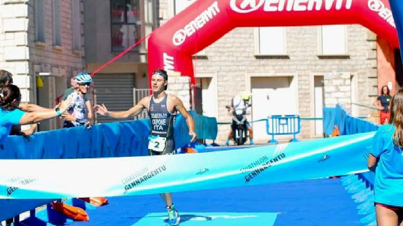 Filippo Capone vince il Triathlon Gennargentu 2022
