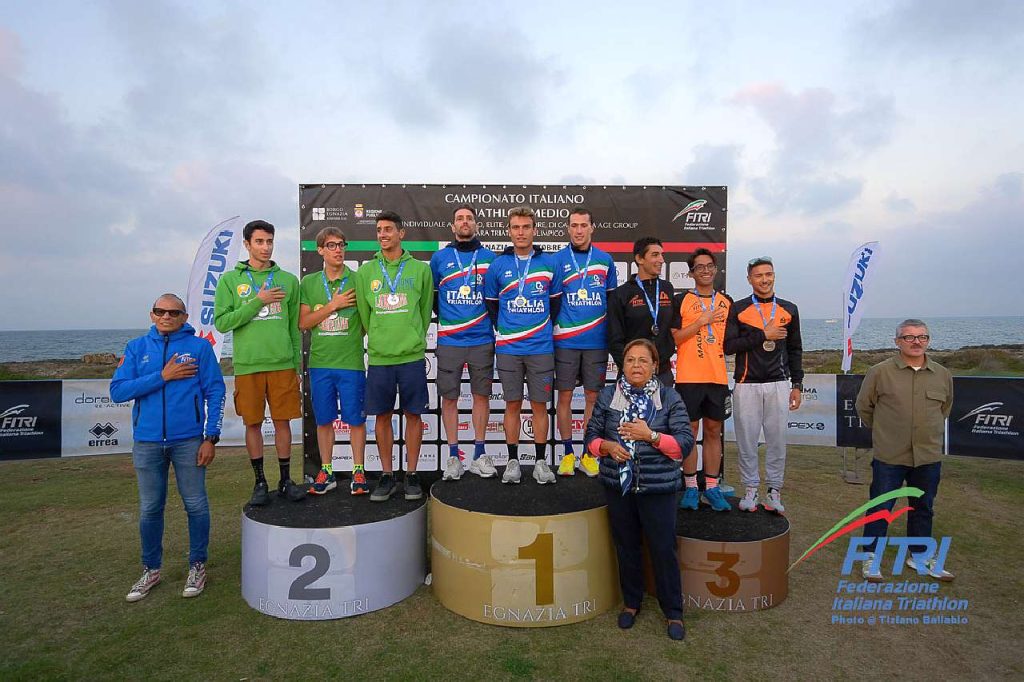 Doloteam Uomini vince i Tricolori di Triathlon Medio 2022