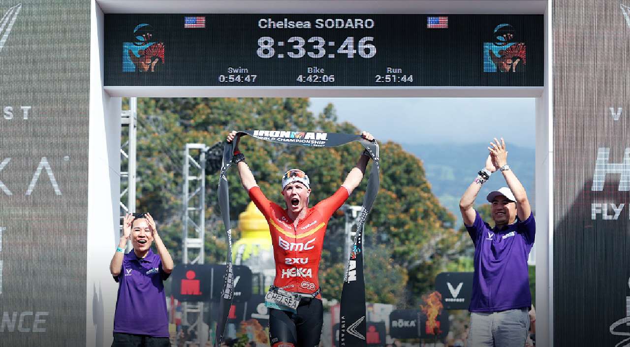 Chelsea Sodaro vince l'Ironman World Championship 2022 a Kona, Hawaii