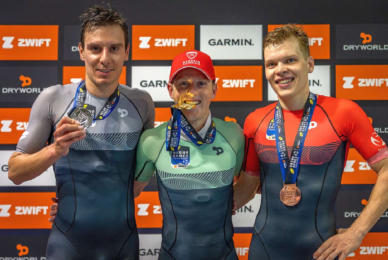 Il sudafricano Henri Schoeman coglie la vittoria nella tappa di Sursee (Svizzera) dell'Arena Games World Triathlon Championship 2023