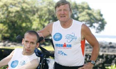 È morto Rick Hoyt, con papà Dick una leggenda del triathlon mondiale