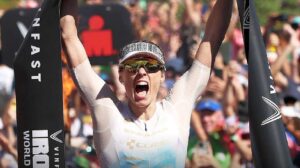 Ironman World Championship 2023 Kona: trionfa Lucy Charles Barclay