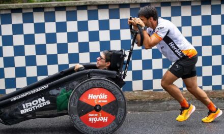Rassegna Mondo Triathlon News 16/12/2023 – Gli Iron Brothers conquistano la finish line!