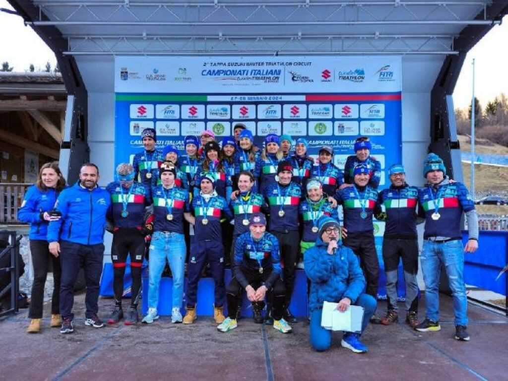 Tutti i Campioni Italiani Age Group di Winter Triathlon 2024 a Forni di Sopra (Foto: Alessandro Marsili / FITri)